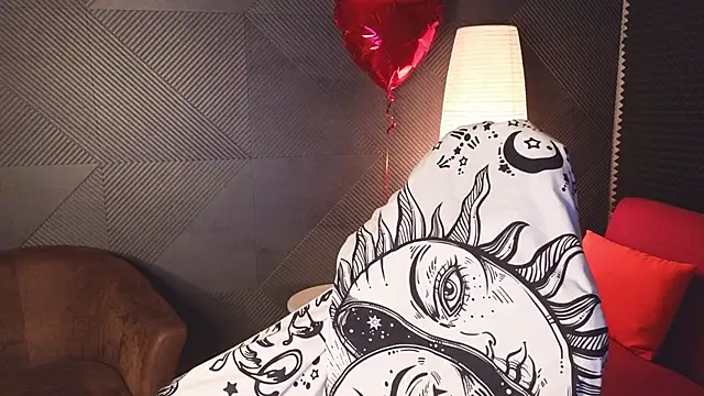 SandraBoyl online show from 02-25-25, 01:09