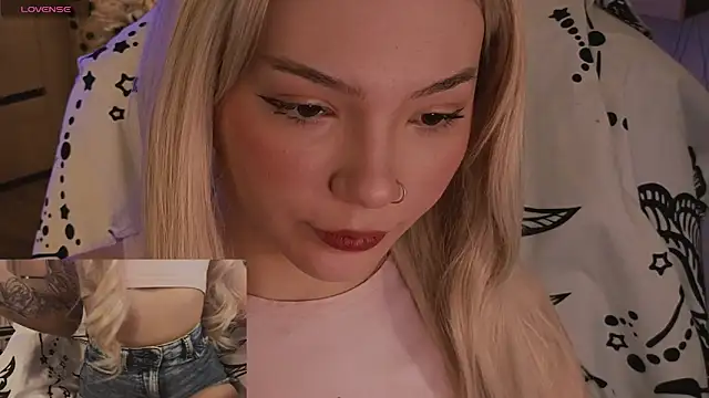 SandraBoyl online show from 04-23-26, 01:40