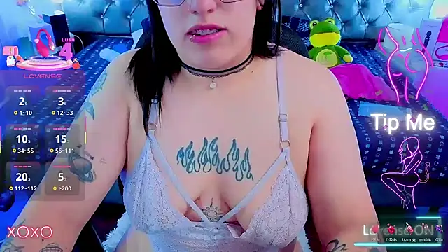 NatalieHarris online show from 11-12-25, 06:52