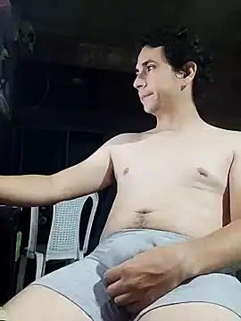 Snapshot of Rejy1992 chatting on 01-20-25, 04:21 Rejy1992 online show from 01-20-25, 04:21