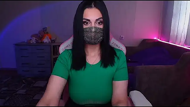 Snapshot of __Yasmina__ chatting on 02-24-25, 03:55   Yasmina   online show from 02-24-25, 03:55