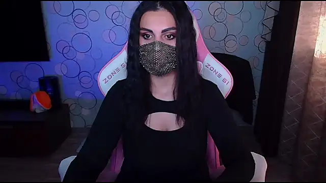 Snapshot of __Yasmina__ chatting on 10-03-25, 05:26   Yasmina   online show from 10-03-25, 05:26