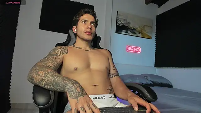 LucianSinclair online show from 11-02-25, 10:45