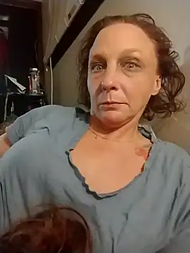 Everlyrose27 online show from 02-17-26, 01:46