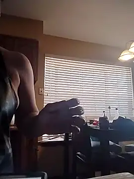 Everlyrose27 online show from 02-22-26, 07:45