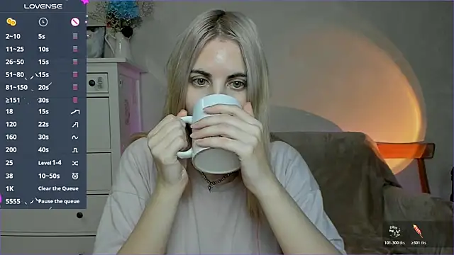 pawpaws online show from 11-29-25, 07:00