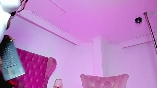 AnnieWestly online show from 01-18-25, 12:26