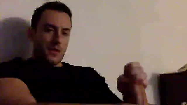 Snapshot of mainnrd chatting on 01-20-25, 03:28 mainnrd online show from 01-20-25, 03:28