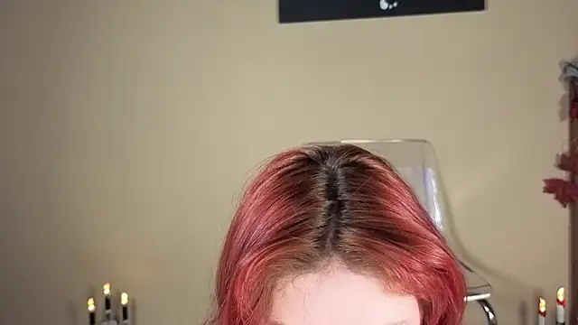 Snapshot of Ivanna_Diamon chatting on 10-19-25, 04:46 Ivanna Diamon online show from 10-19-25, 04:46