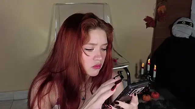 Snapshot of Ivanna_Diamon chatting on 10-19-25, 09:04 Ivanna Diamon online show from 10-19-25, 09:04