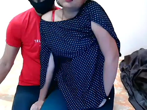 Snapshot of Queen_savi chatting on 01-03-25, 05:10 Queen savi online show from 01-03-25, 05:10