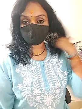 Snapshot of khushikhushi chatting on 01-05-25, 10:53 khushikhushi online show from 01-05-25, 10:53