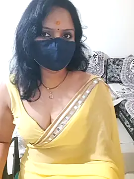 Snapshot of khushikhushi chatting on 02-08-25, 11:01 khushikhushi online show from 02-08-25, 11:01