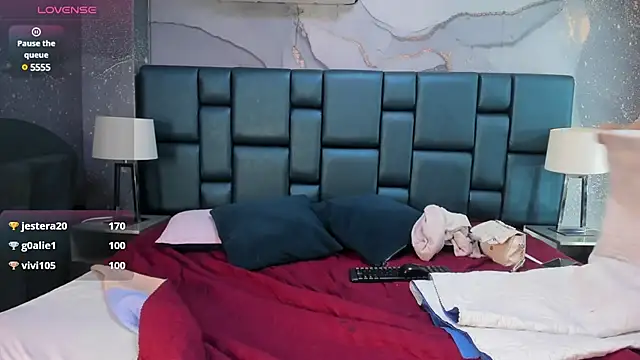 Nahomi Wild online show from 02-04-25, 02:07