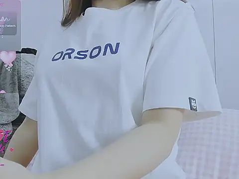 Linh diudang online show from 10-20-25, 02:45