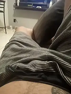 dredre1069 online show from 12-19-24, 03:29