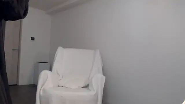 Lily 0000 online show from 01-13-25, 12:13