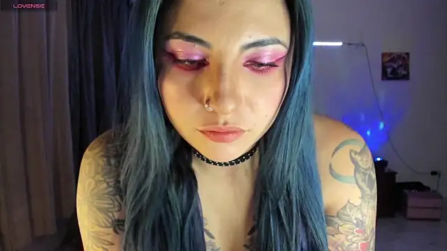 black wiidow online show from 03-30-26, 04:57