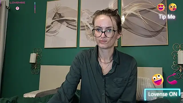 hotjessyca online show from 04-30-26, 04:52