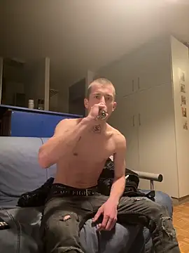 Snapshot of bosnianhot chatting on 04-03-26, 08:18 bosnianhot online show from 04-03-26, 08:18