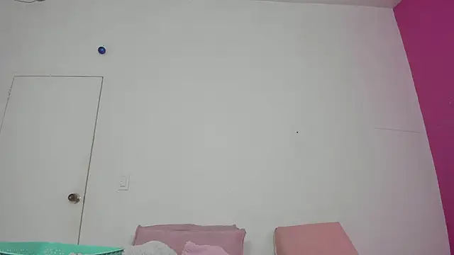 Snapshot of little_sam_ chatting on 12-21-24, 03:03 little sam online show from 12-21-24, 03:03