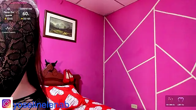 Vanefox online show from 06-27-26, 12:48