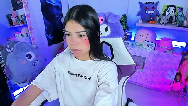 Snapshot of cutestephuwu chatting on 12-04-24, 04:21 cutestephuwu online show from 12-04-24, 04:21