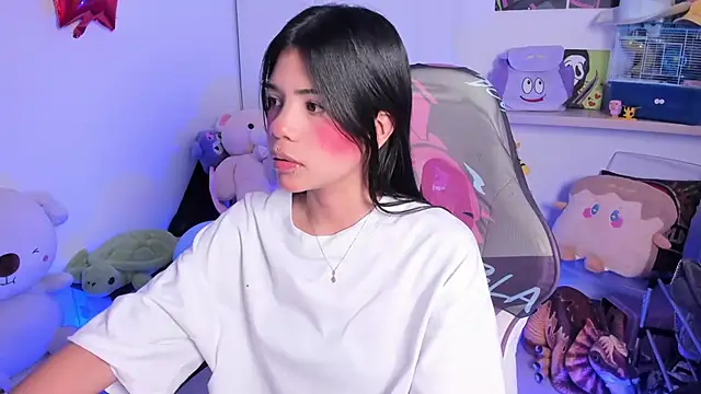 Snapshot of cutestephuwu chatting on 10-17-25, 12:25 cutestephuwu online show from 10-17-25, 12:25