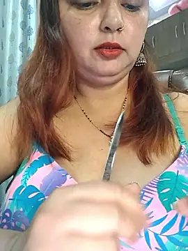 Snapshot of Dianaa9 chatting on 04-24-26, 09:45 Dianaa9 online show from 04-24-26, 09:45