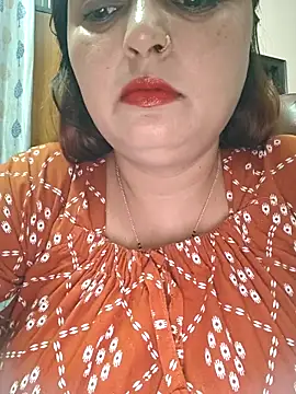 Snapshot of Dianaa9 chatting on 05-10-26, 11:48 Dianaa9 online show from 05-10-26, 11:48