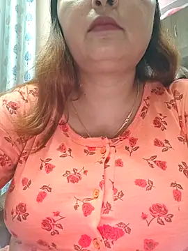Snapshot of Dianaa9 chatting on 06-04-26, 07:47 Dianaa9 online show from 06-04-26, 07:47