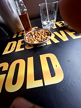 Snapshot of Exhibitionist1508 chatting on 09-13-25, 05:40 Exhibitionist1508 online show from 09-13-25, 05:40