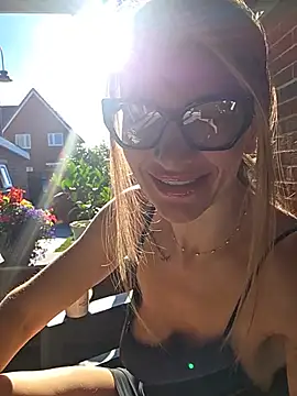 SweetMonicaUK online show from 07-27-26, 07:04