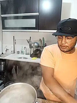 dave banks online show from 01-08-25, 01:32