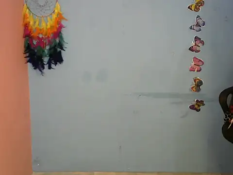 Snapshot of Black_cat_cutie chatting on 02-06-25, 05:46 Black cat cutie online show from 02-06-25, 05:46