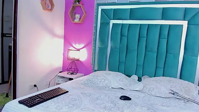 LORENSCOLLINS online show from 02-14-26, 12:57