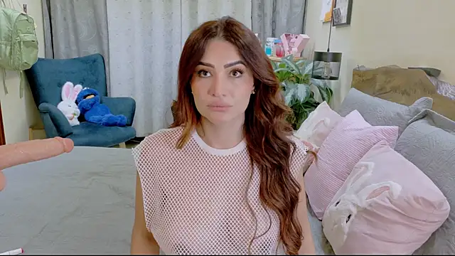 Abrilqueen online show from 04-19-26, 12:00