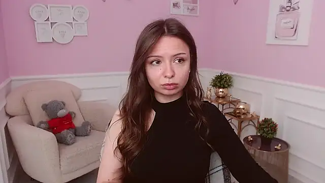 Snapshot of LucySkilar chatting on 05-31-26, 03:58 LucySkilar online show from 05-31-26, 03:58