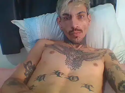 Snapshot of PitbullDiablo1 chatting on 11-03-25, 02:57 PitbullDiablo1 online show from 11-03-25, 02:57