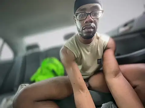 Mandingomanxx online show from 04-23-26, 09:17