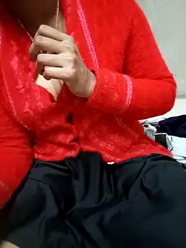 Snapshot of Sexy_rosyyyy chatting on 02-13-25, 04:50 Sexy rosyyyy online show from 02-13-25, 04:50