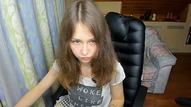 AfinaCutie online show from 11-12-25, 01:33