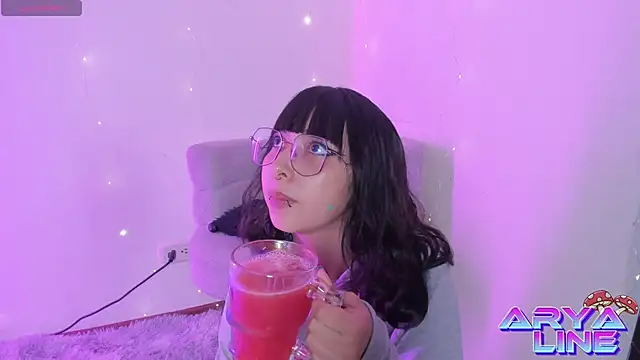 arysUwU online show from 06-11-26, 03:04