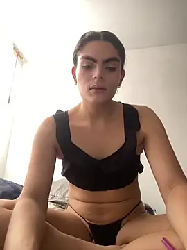 cheryl blossom69 online show from 02-05-25, 08:46