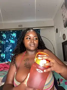 Honeycoco0211 online show from 02-01-25, 09:54