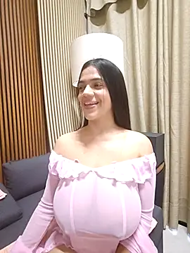 Deisy Torres online show from 09-15-25, 11:10