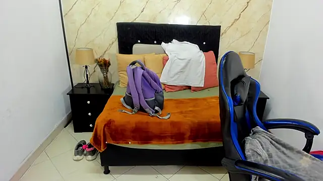 queen ebony 69 online show from 07-10-26, 03:33