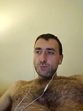Snapshot of TIGERRR86 chatting on 10-26-25, 07:31 TIGERRR86 online show from 10-26-25, 07:31
