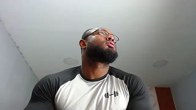 Snapshot of George_Dominator chatting on 02-26-25, 07:16 George Dominator online show from 02-26-25, 07:16