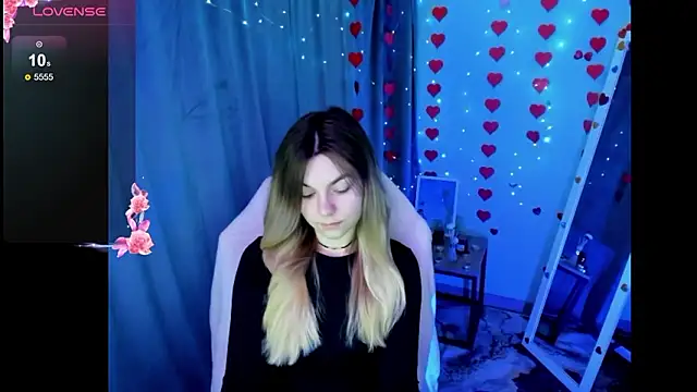 Sweet me  online show from 03-08-26, 06:39